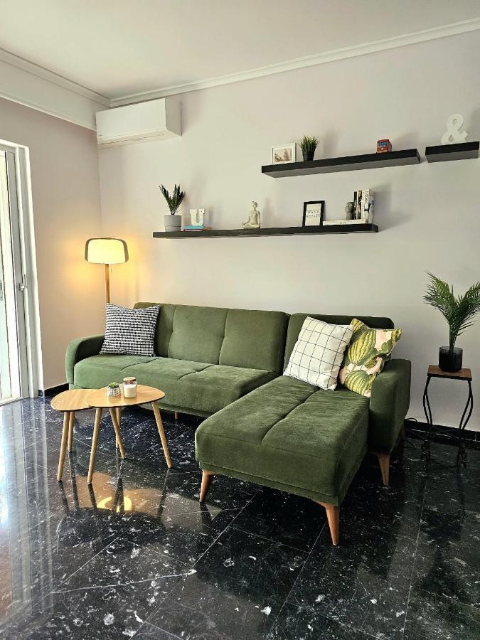 Modern Garden View Apt In Voula, Athens - Luxe Luaran gambar