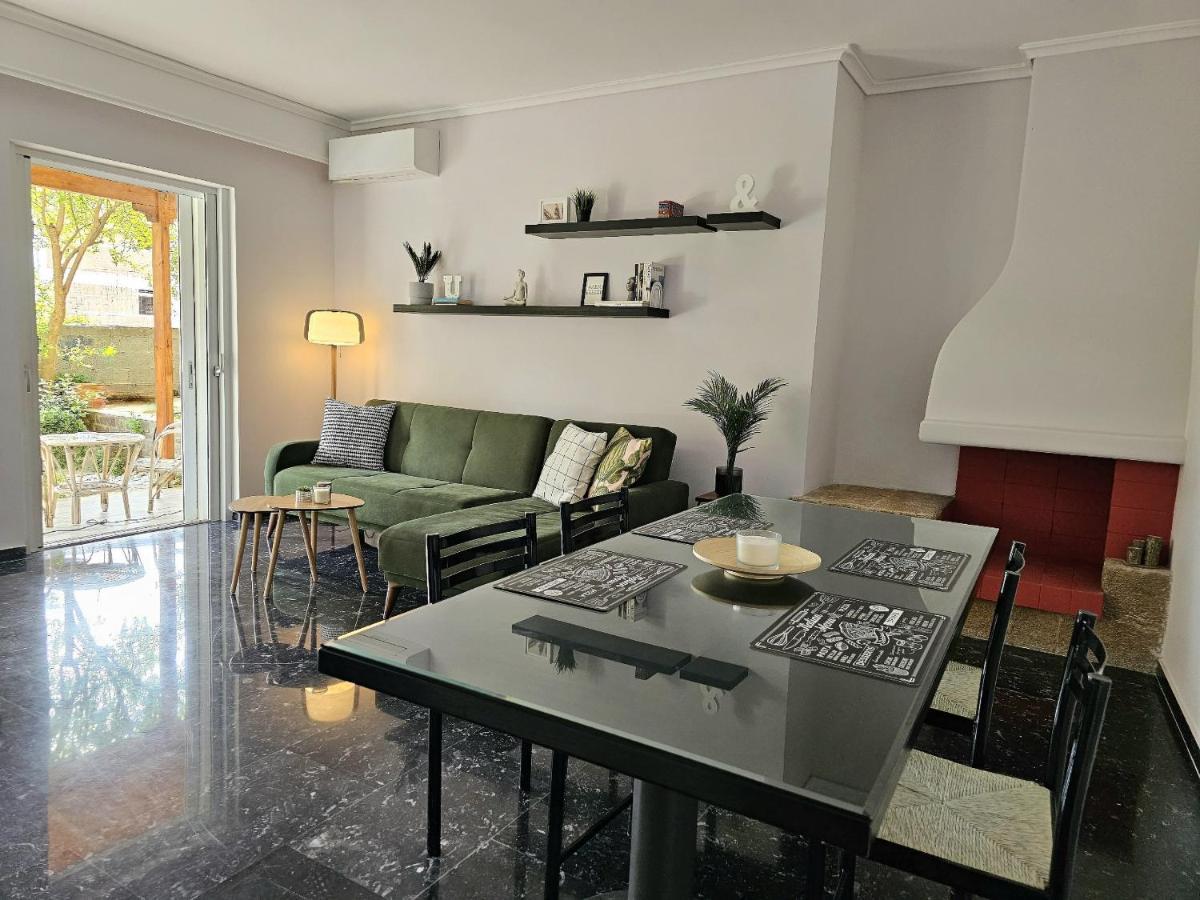 Modern Garden View Apt In Voula, Athens - Luxe Luaran gambar